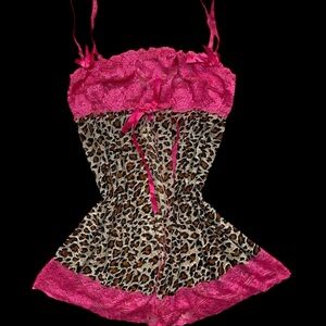 Pink/leopard print night gown